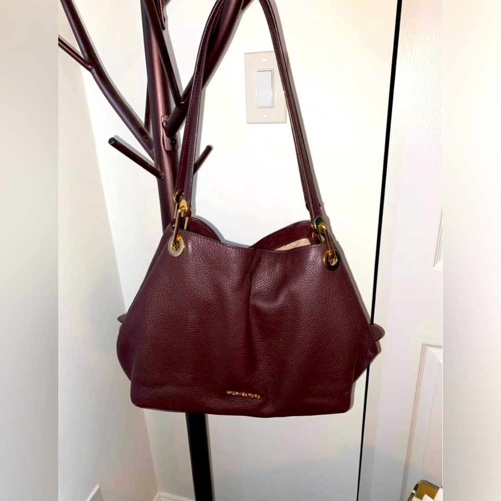 Michael Kors Pebble Leather Triple Compartment Raven Shoulder Bag purse Purple